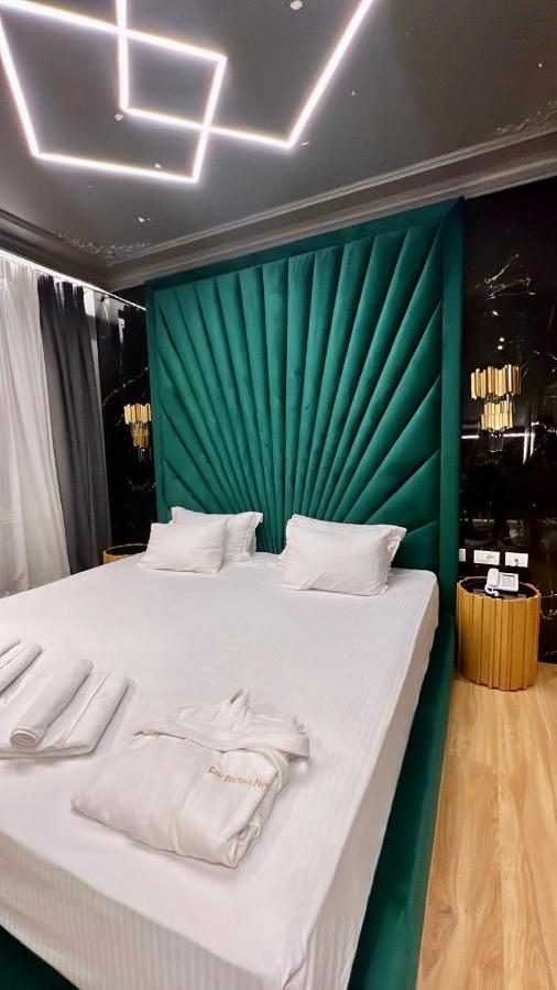 Rose Boutique 5* Tirana